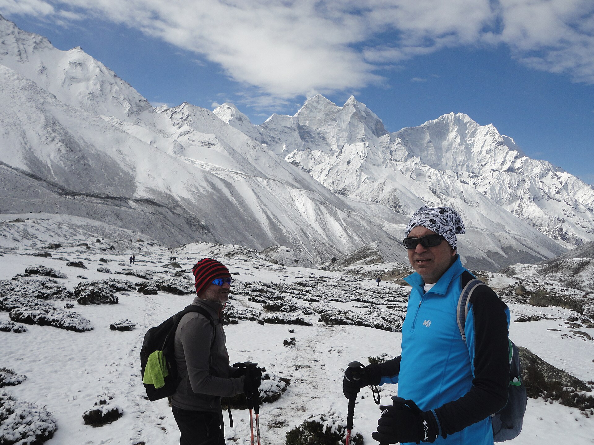 Trekkers resting on the trail to Everest Base Camp